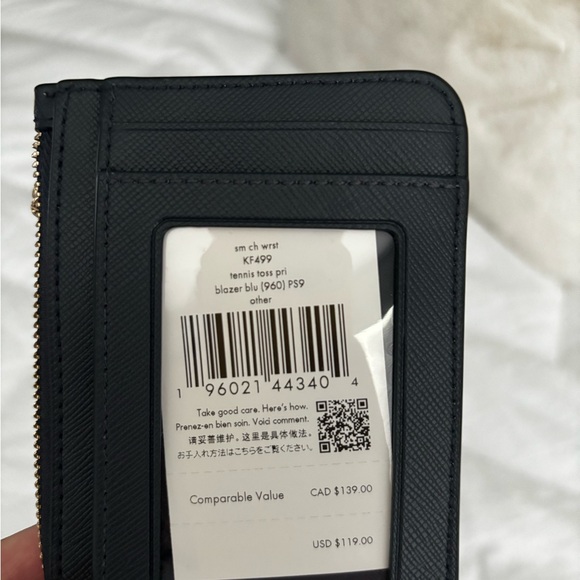 Kate Spade NWT Tennis Toss Wristlet in Blazer Blue (Navy) - Picture 4 of 5